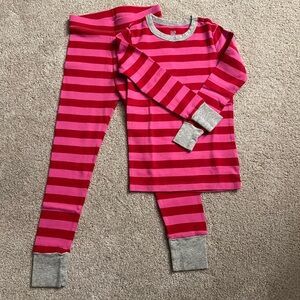 Gap Kids Pajama Set (Size 6T)